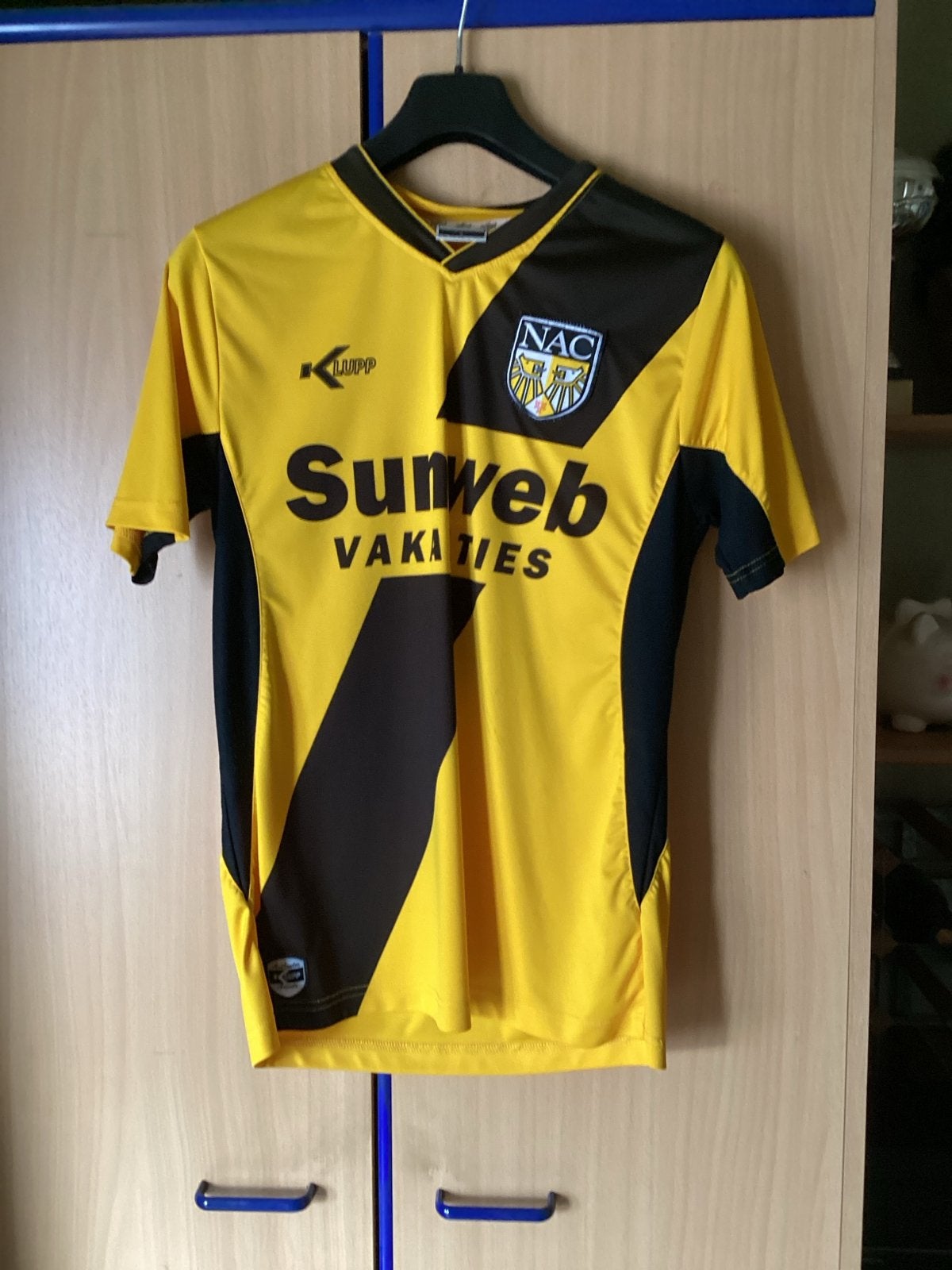 NAC Breda Thuisshirt 2010-2011 Maat S, Sport en Fitness, Maat S, Verzenden, Zo goed als nieuw, Shirt