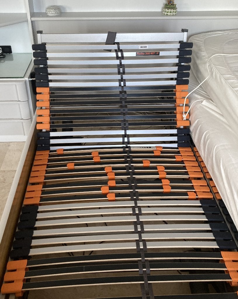 2 elektrische lattenbodems, afmeting 90 x 220 cm,, Ophalen, Gebruikt, 90 cm, Tweepersoons