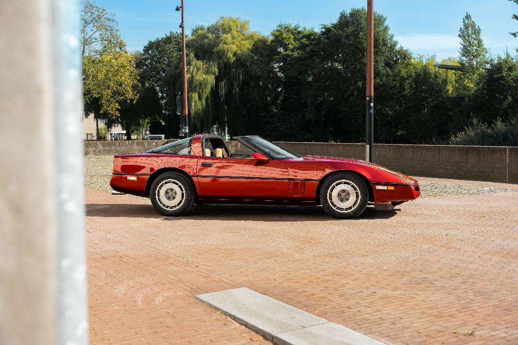 '88 Corvette L98 1ste eig super orig 55.000km boekjes, Auto's, Automaat, Achterwielaandrijving, Leder, Corvette