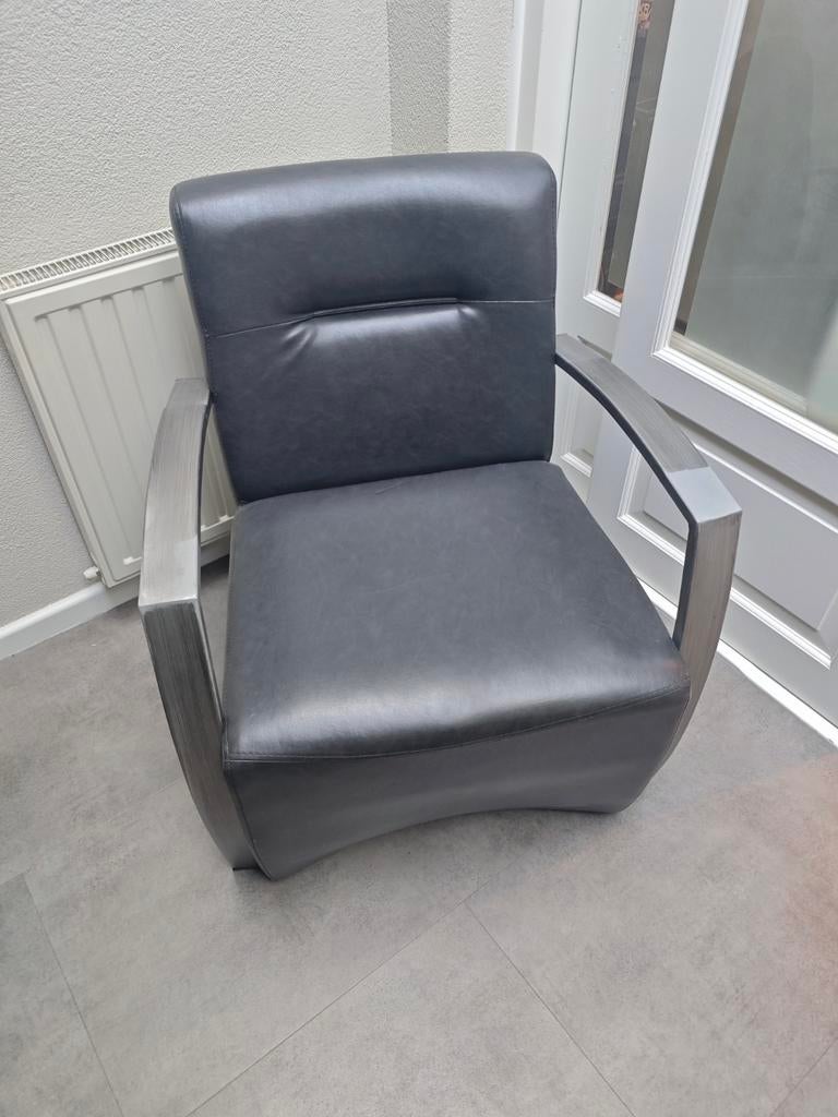Goossens Grijze Fauteuil - 68x68x85cm, Ophalen, Gebruikt, Leer, Eén