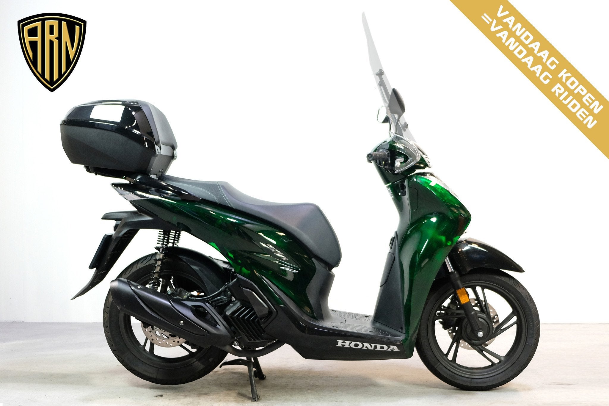 Honda SH 150 I (bj 2025), Motoren, Motoren | Honda, Bedrijf, 157 cc, 12 t/m 35 kW, LED Verlichting