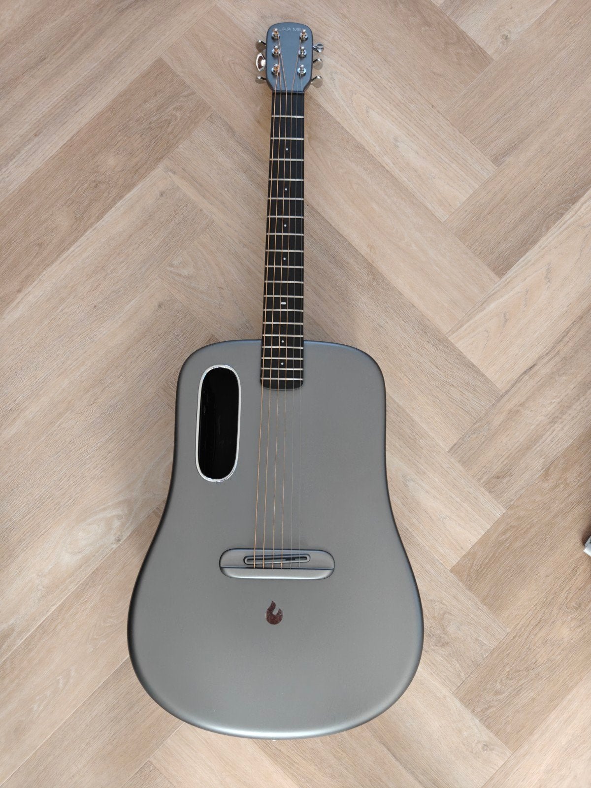 Lava Me 3 Smart Gitaar met ingebouwde effecten en looper, Ophalen, Zo goed als nieuw, Met koffer