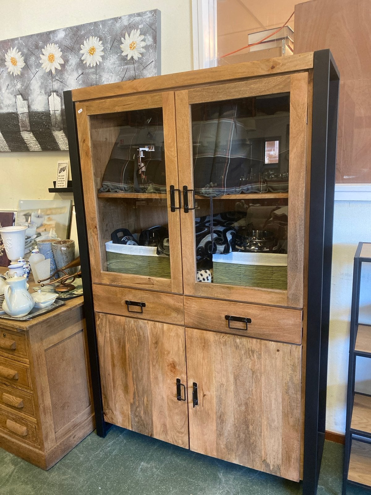 Buffetkast met glazen deuren en lades - 180x115.5x45 cm, Huis en Inrichting, Kasten | Buffetkasten, Ophalen, Gebruikt, 100 tot 150 cm