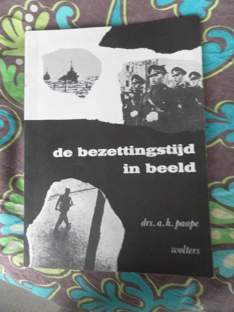 de bezettingstijd in beeld drs ah paape, Tweede Wereldoorlog, Ophalen of Verzenden, Zo goed als nieuw, Drs ah paape
