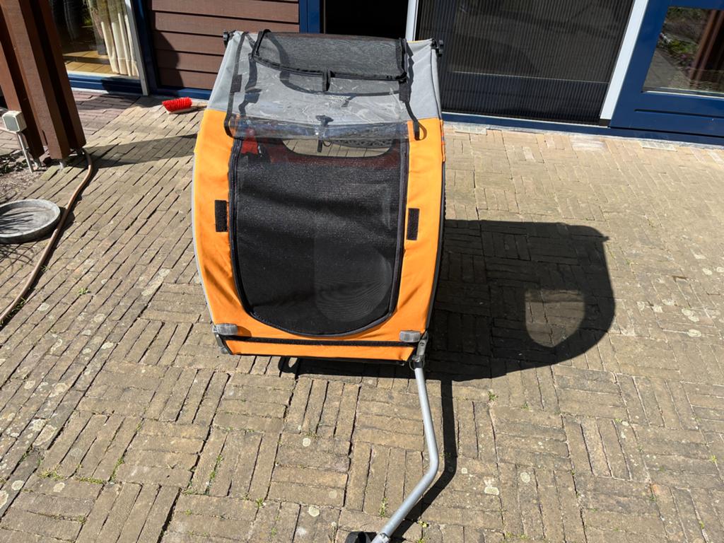 Hondenfietskar, Fietsen en Brommers, Fietsaccessoires | Aanhangers en Karren, Ophalen of Verzenden, Gebruikt, Hondenkar, 20 tot 40 kg