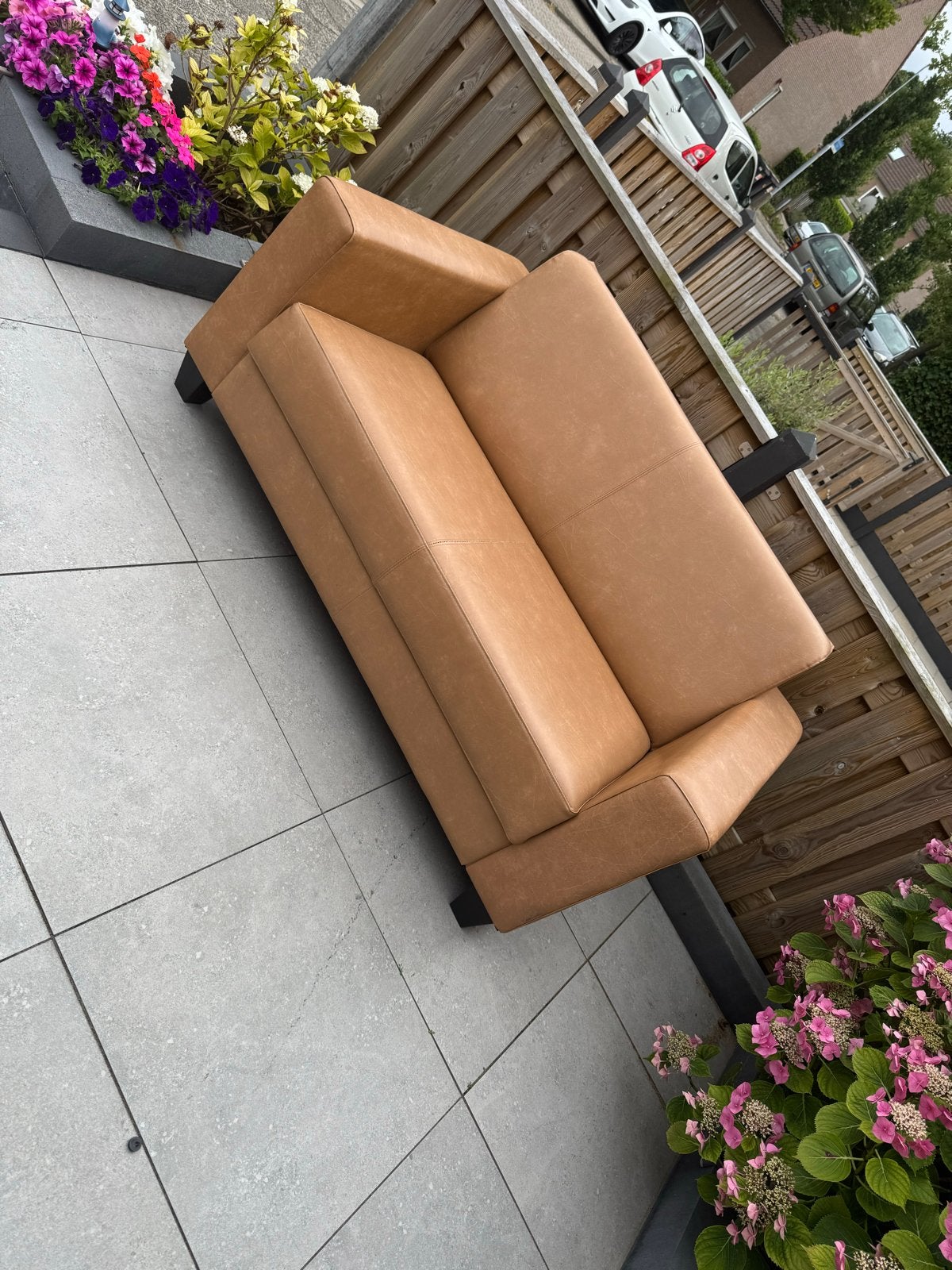 Comfortabele 2-zits bank – Cognac/lichtbruin – 150 cm, Ophalen, Tweepersoons, Zo goed als nieuw, Rechte bank