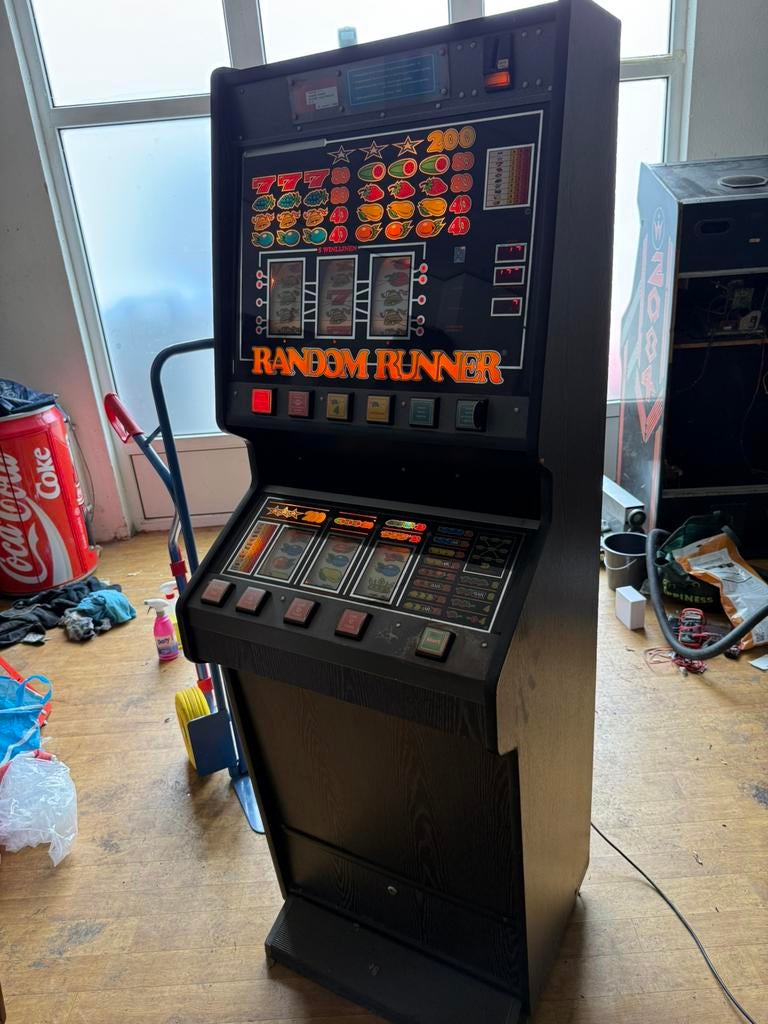 Random Runner Rouvoet, Euro, Ophalen, Zo goed als nieuw