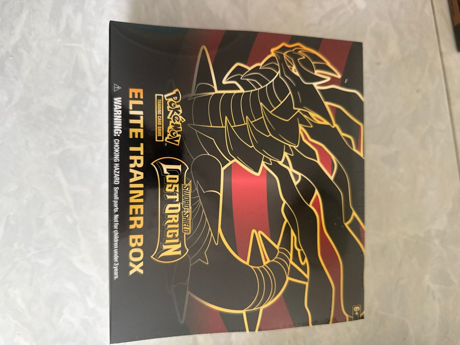 Pokemon lost origin etb, Ophalen of Verzenden, Zo goed als nieuw, Overige typen