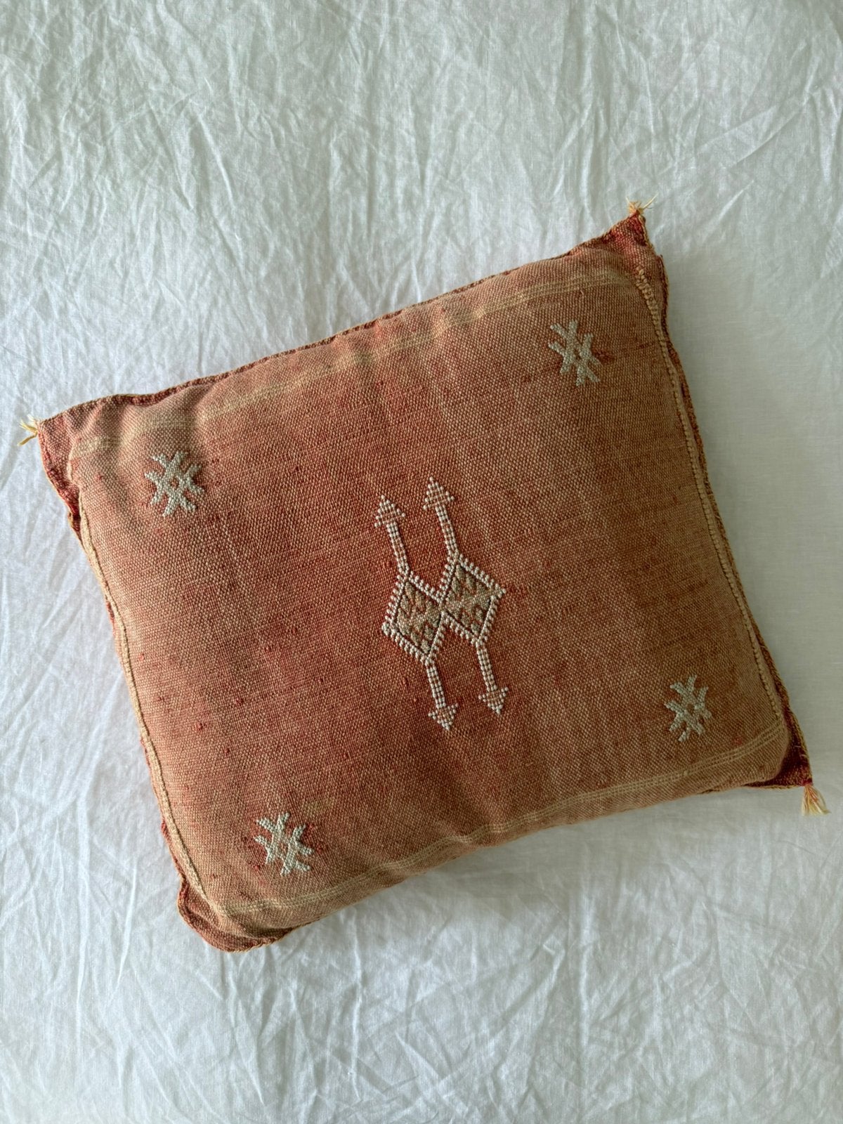 Moroccan cactus silk kussen, Ophalen of Verzenden, Zo goed als nieuw, Vierkant