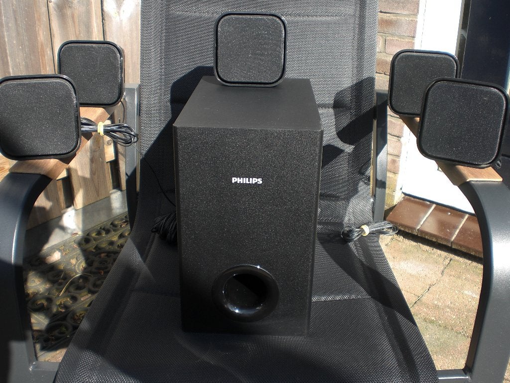 Philips Subwoofer en 5 surround boxen, Philips, Gebruikt, Subwoofer, Ophalen of Verzenden