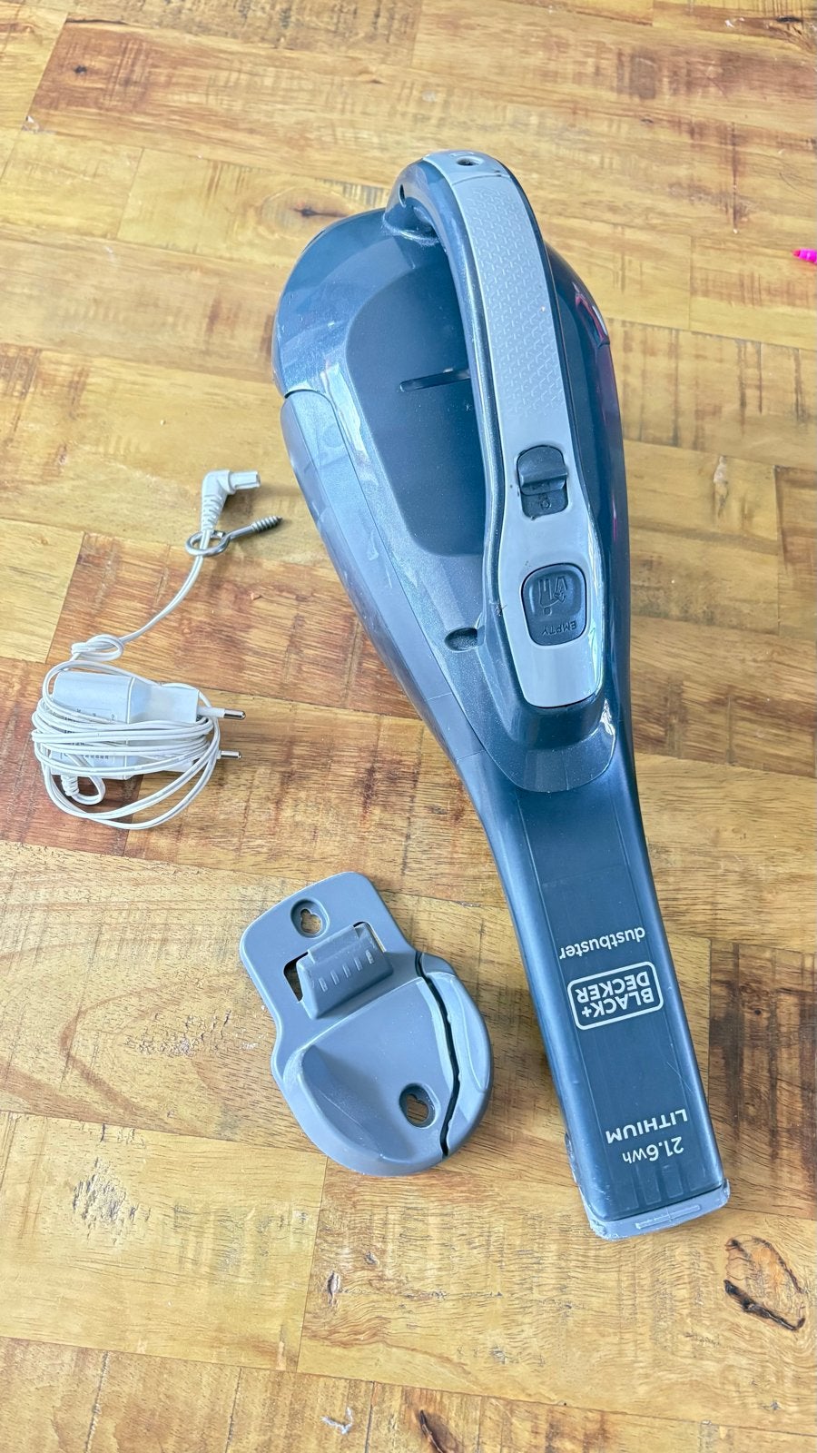 Black & Decker dust buster 21,6wh Kruimeldief, Overige merken, Gebruikt, Kruimeldief, Draadloos
