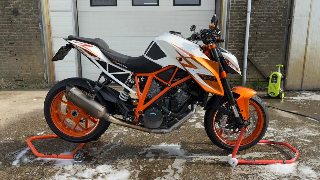 KTM 1290R Superduke Special edition 184 PK, 2 cilinders, Motorrijbewijs A, 1301 cc, Particulier