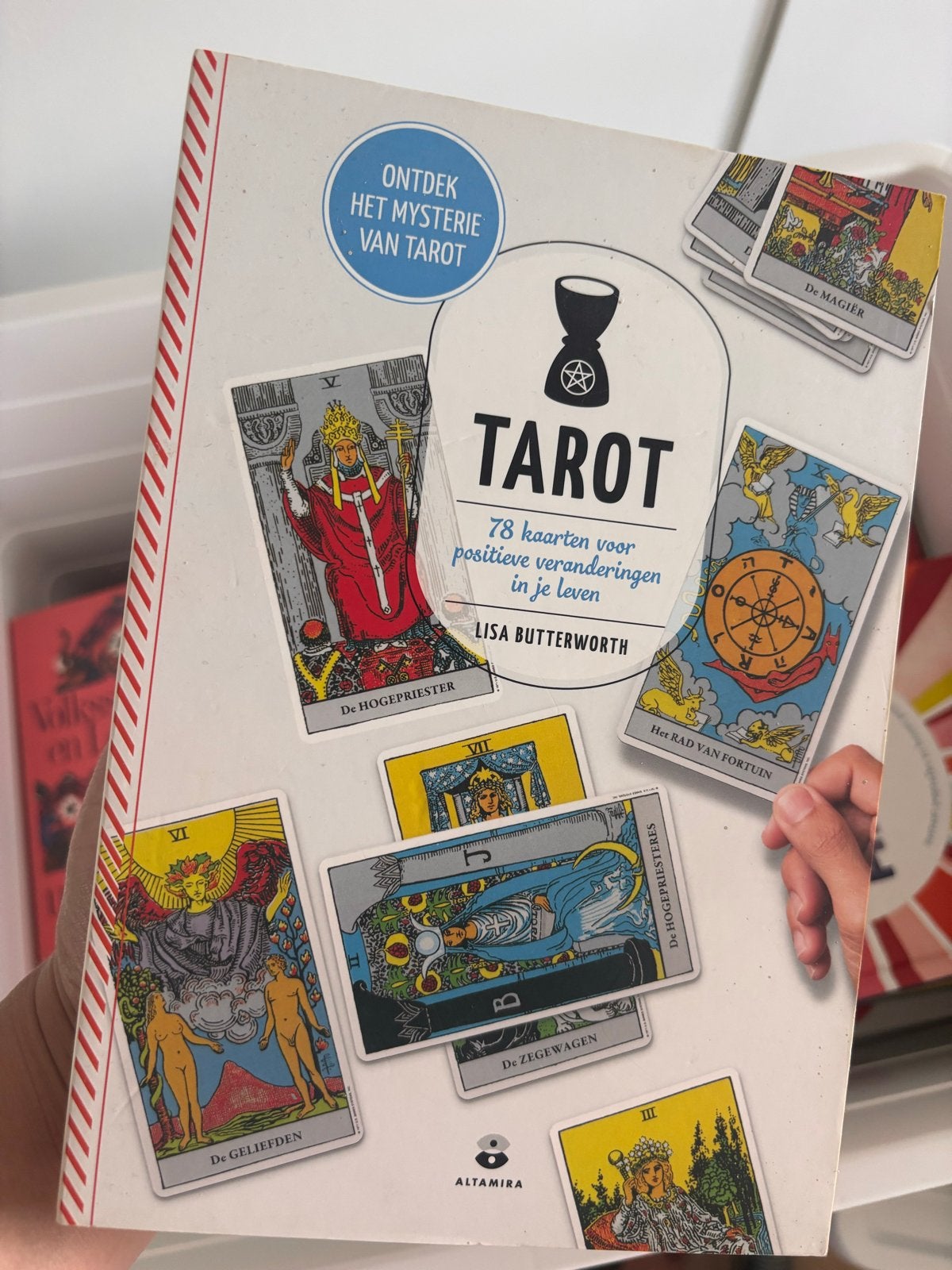 Boek: Tarot - 78 kaarten voor positieve veranderingen, Boeken, Ophalen of Verzenden, Zo goed als nieuw, Tarot of Kaarten leggen