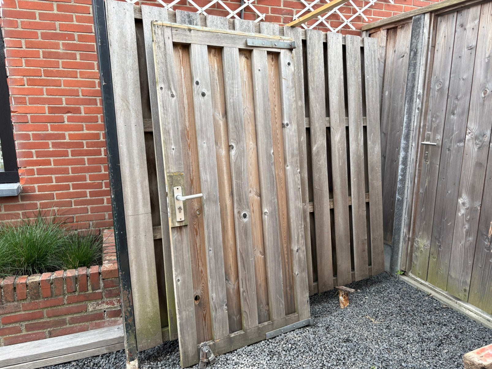 Schutting/hekwerk met poort – 200  180cm + poort 180  87cm, Tuin en Terras, Ophalen, Minder dan 3 meter, Hout, 1 tot 2 meter