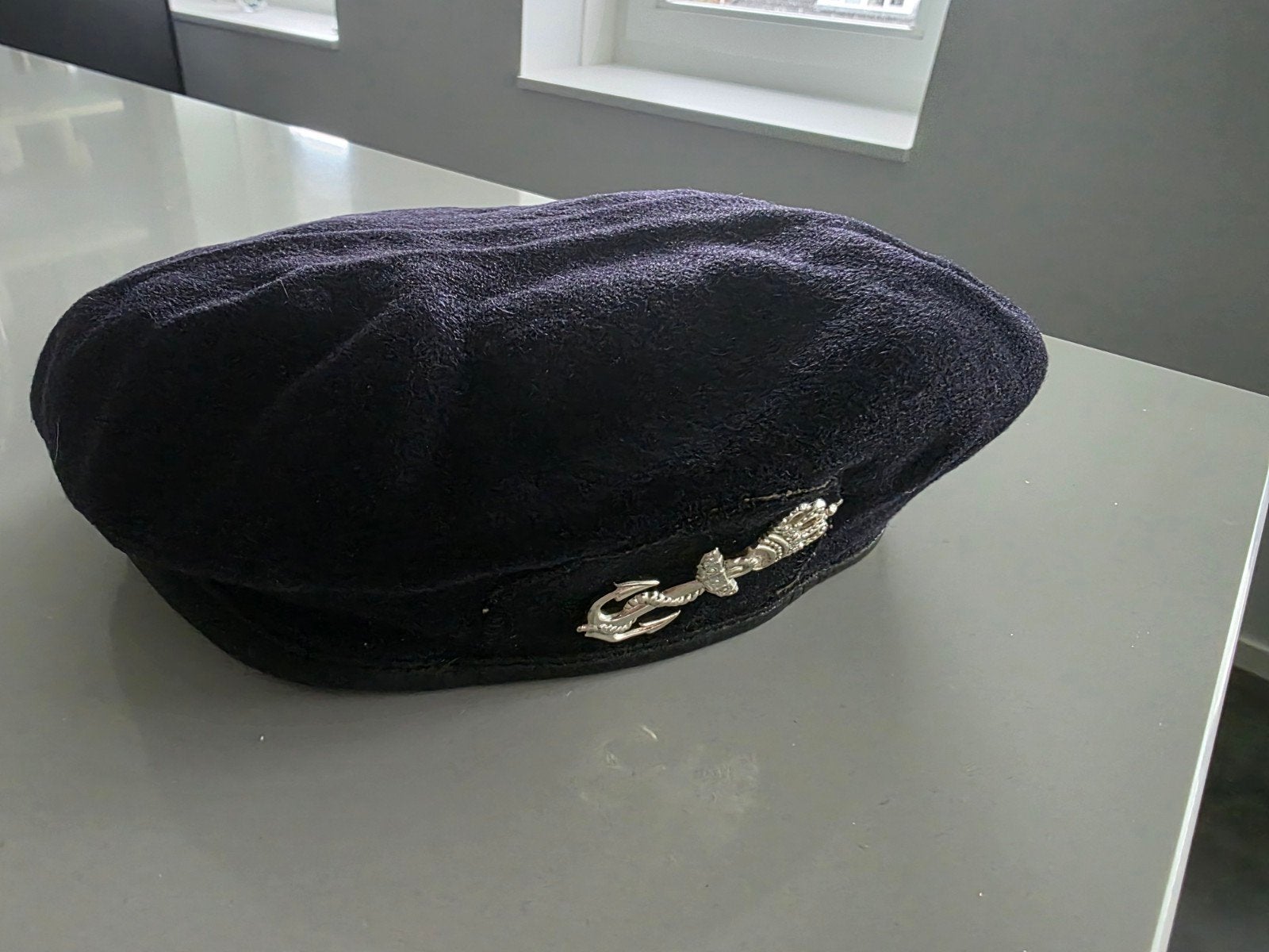Marine baret met embleem, Verzamelen, Ophalen of Verzenden, Marine, Helm of Baret