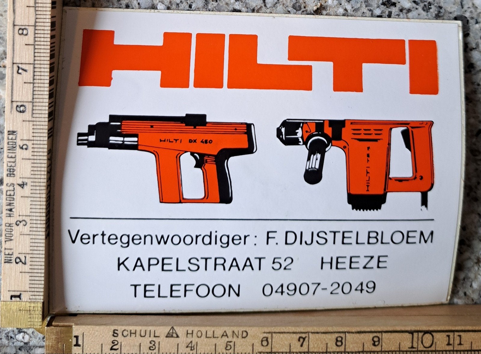 Vintage sticker HILTI gereedschap merk logo, Ophalen of Verzenden, Zo goed als nieuw