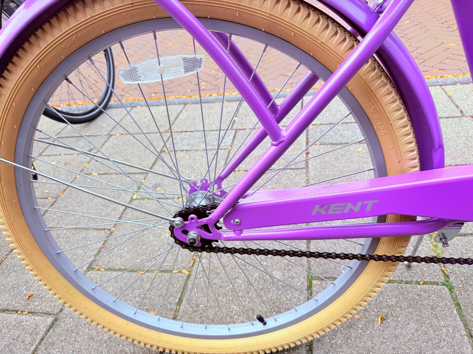Kent paarse kinderfiets met mandje - 26 inch, Ophalen, Gebruikt, Terugtraprem, 26 inch of meer