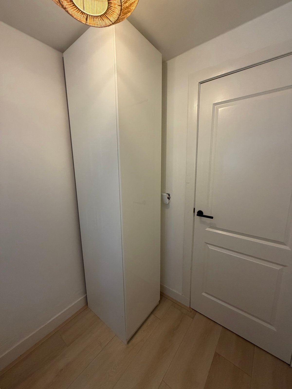 Witte IKEA PAX kledingkast met deur en planken, Ophalen, Minder dan 50 cm, Gebruikt, 200 cm of meer