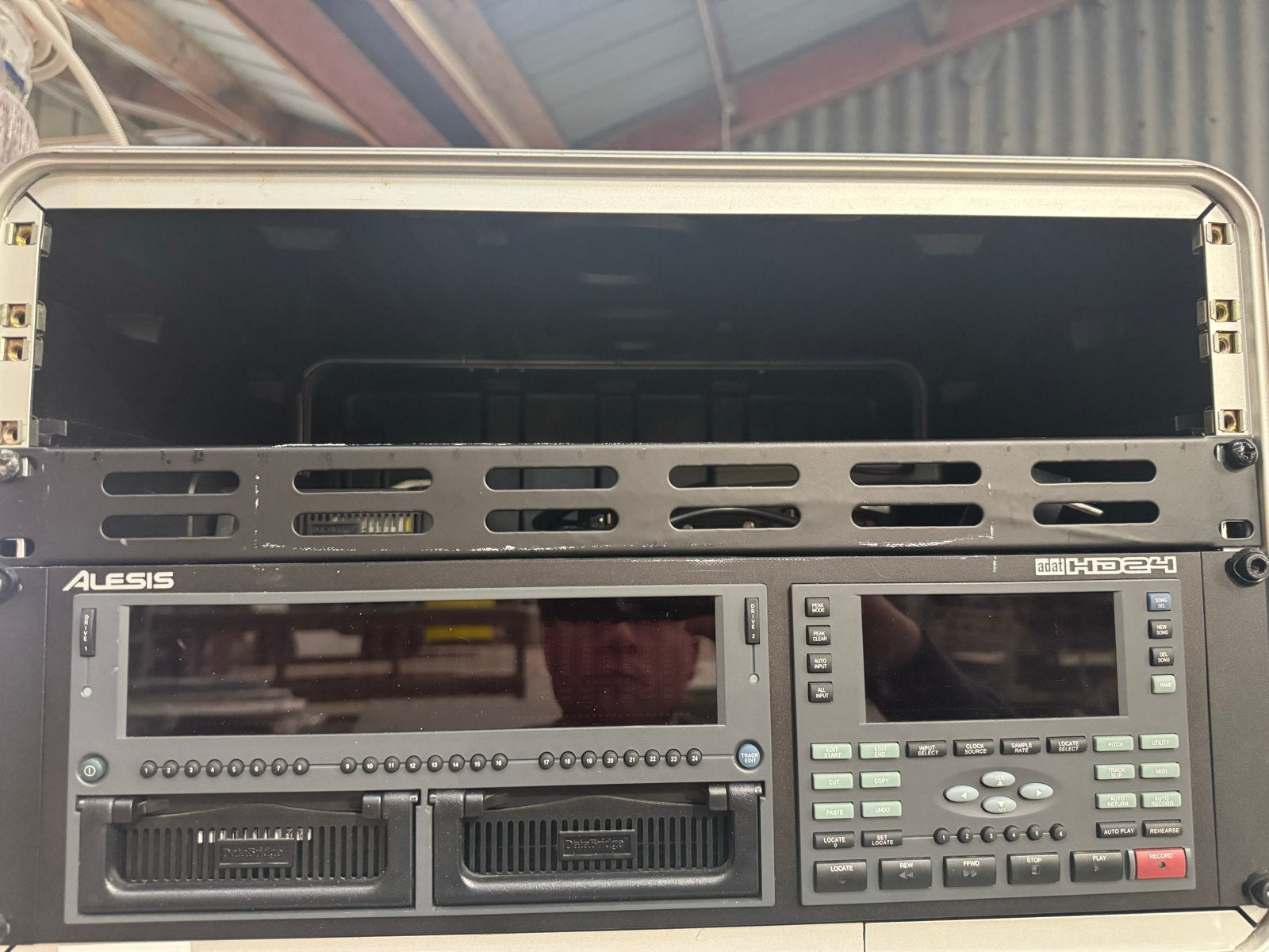Alesis Adat HD24 - 24-sporen, 24-bit digitale recorder, Ophalen, Gebruikt