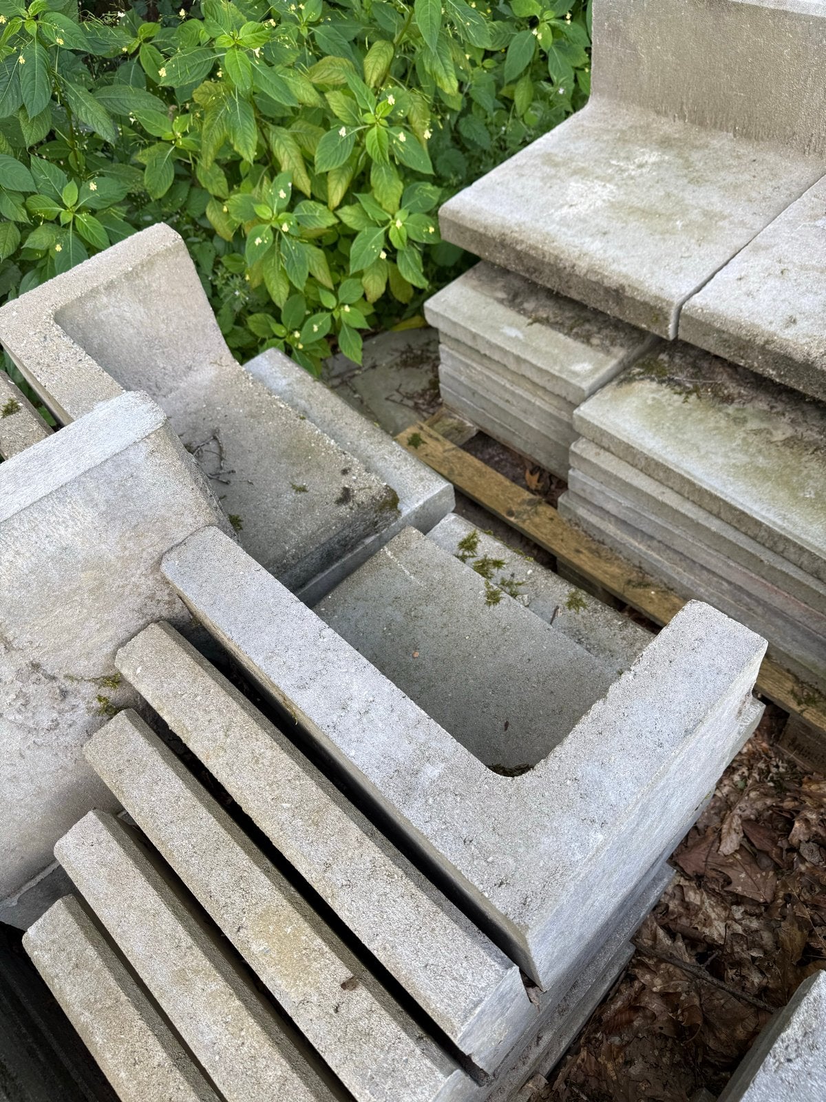 Gebruikte betonnen terrastegels en L-elementen, Tuin en Terras, Tegels en Klinkers, Gebruikt, Ophalen of Verzenden, 10 m² of meer