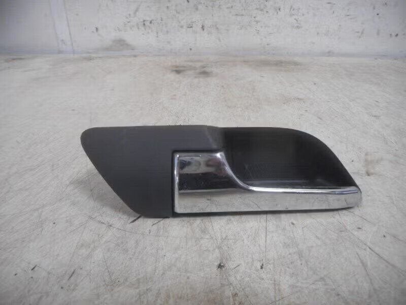 PORTIERGREEP BINNEN LINKS Opel Tigra Twin Top (68402), Bahnhofsplatz 65423 Rüsselsheim am Main, DE, Gebruikt, Deur, Opel