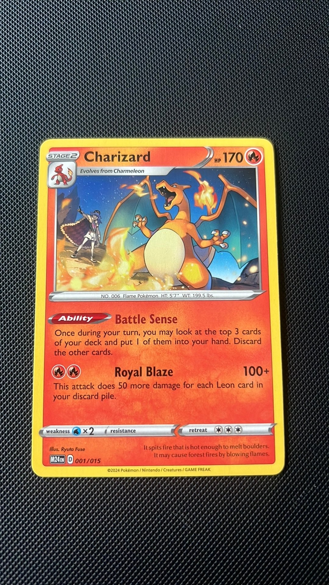 Pokemon kaart Charizard #001, Ophalen of Verzenden, Zo goed als nieuw, Losse kaart