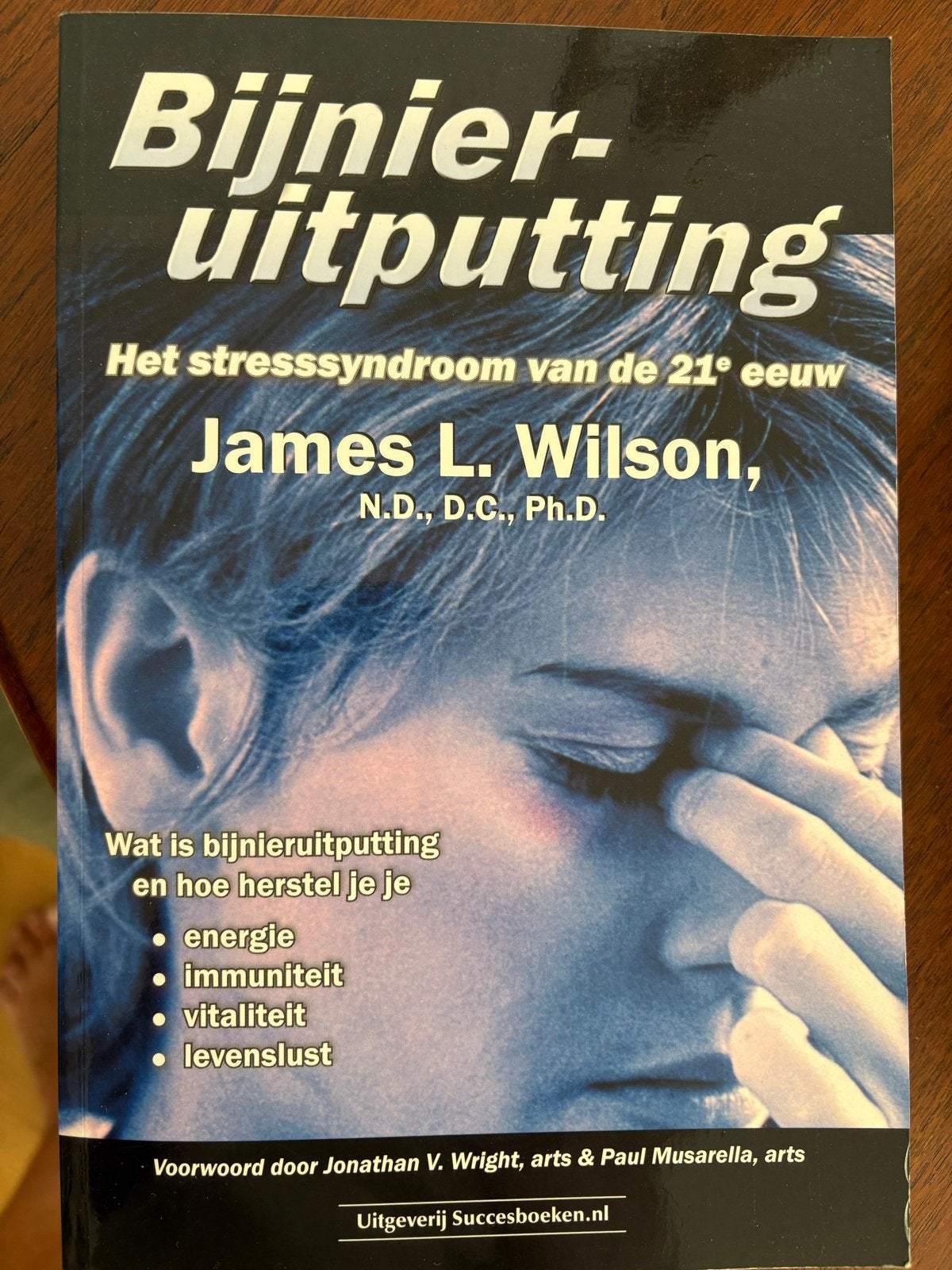 Nieuw Bijnieruitputting: Het stresssyndroom van de 21e eeuw, Ophalen of Verzenden, Zo goed als nieuw, Gezondheid en Conditie