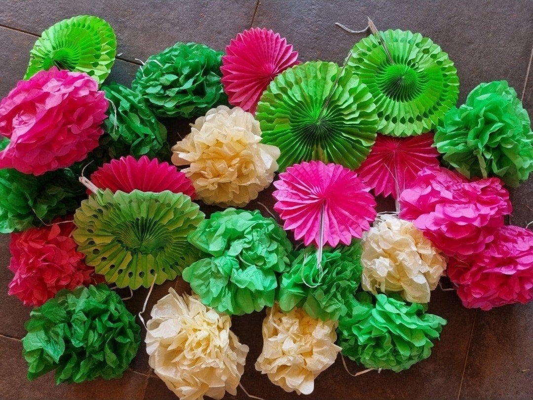 Feestversiering pompons, Ophalen of Verzenden