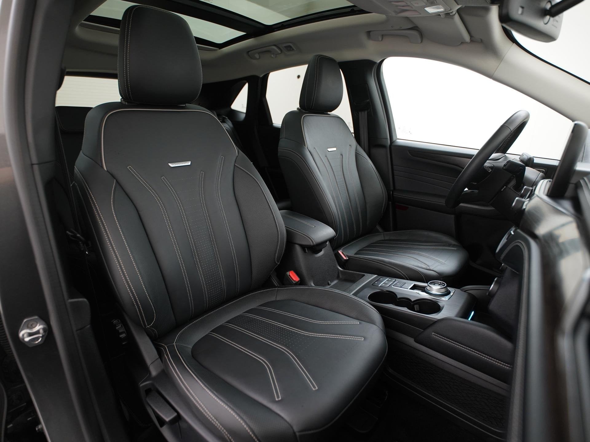 Foto 40 van Ford Kuga 2.5 PHEV Vignale | Panoramadak | ACC | Head Up | Z