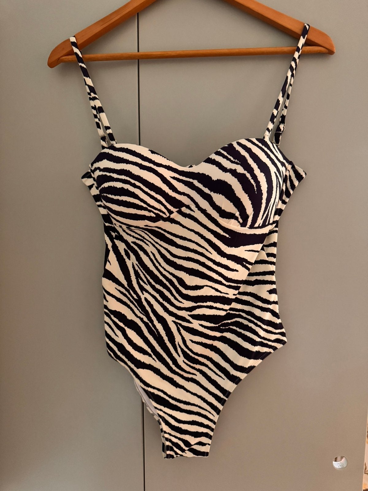 Nieuw badpak donkerblauw/wit mt 42, Kleding | Dames, Ophalen of Verzenden, Nieuw, Blauw, Badpak