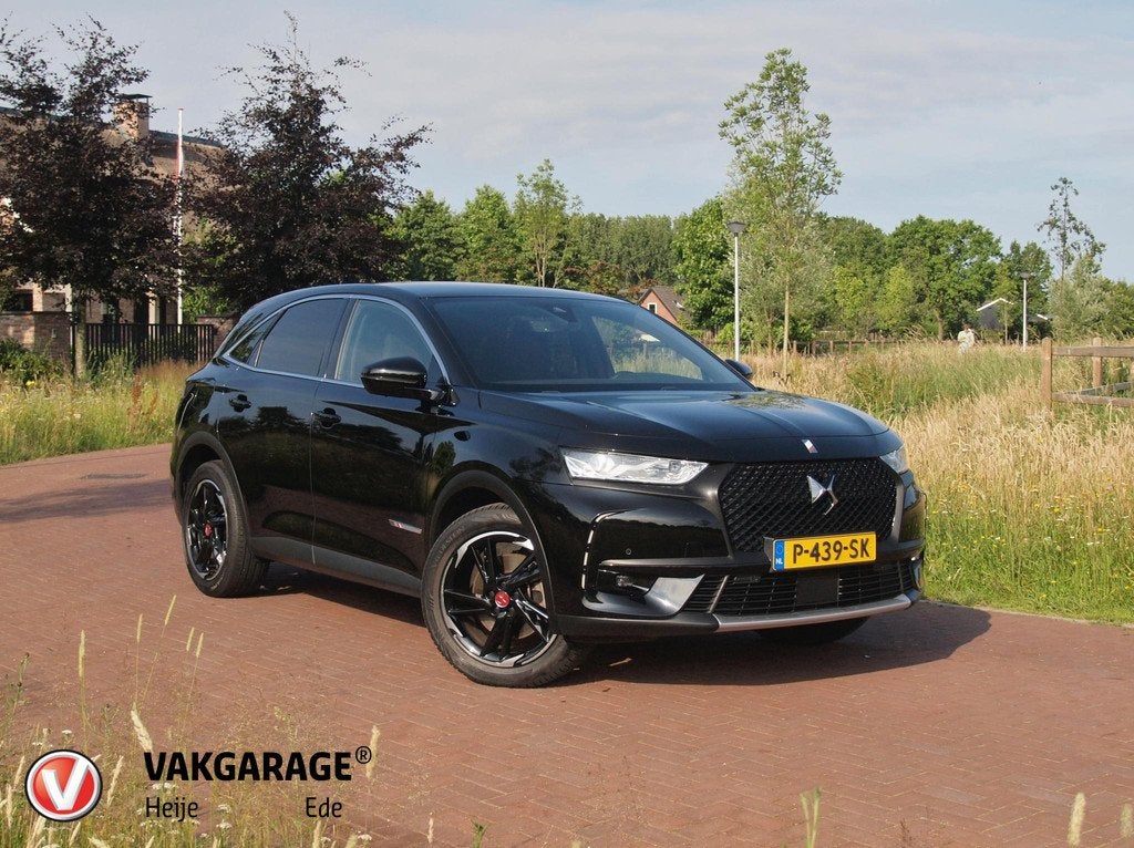 DS 7 Crossback E-Tense Performance Line | Camera | Apple Car, Auto's, DS, Euro 6, 4 cilinders, Zwart, Hybride Elektrisch/Benzine