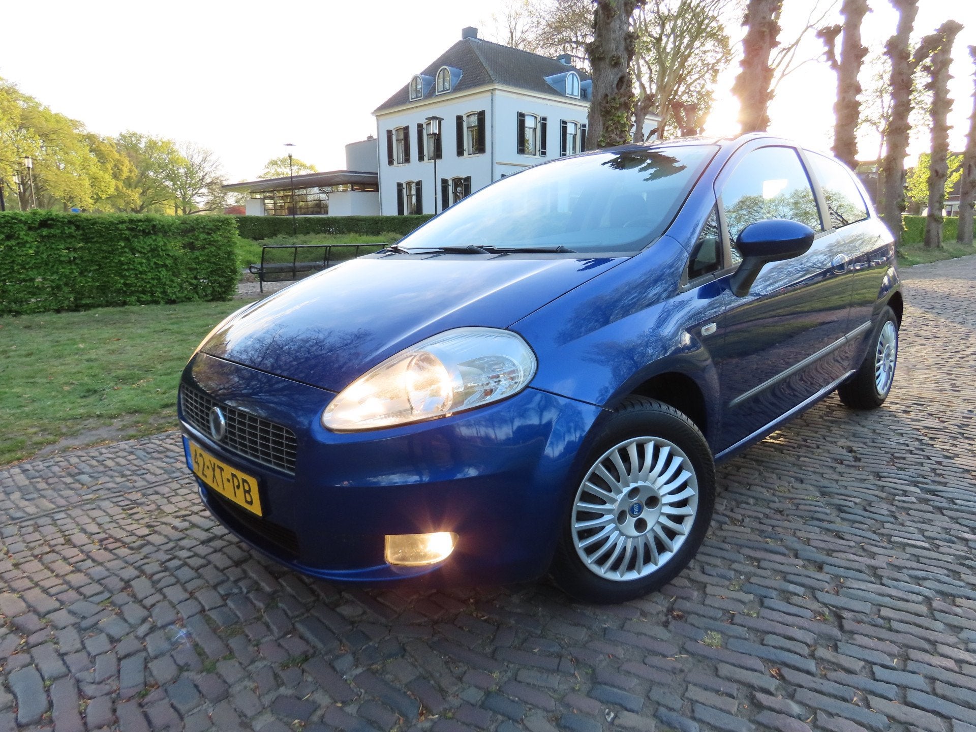 Fiat Grande Punto 1.4 Dynamic Airco Cruisecontrol Stuurbekra, Auto's, Voorwielaandrijving, Metallic lak, 4 cilinders, Grande Punto