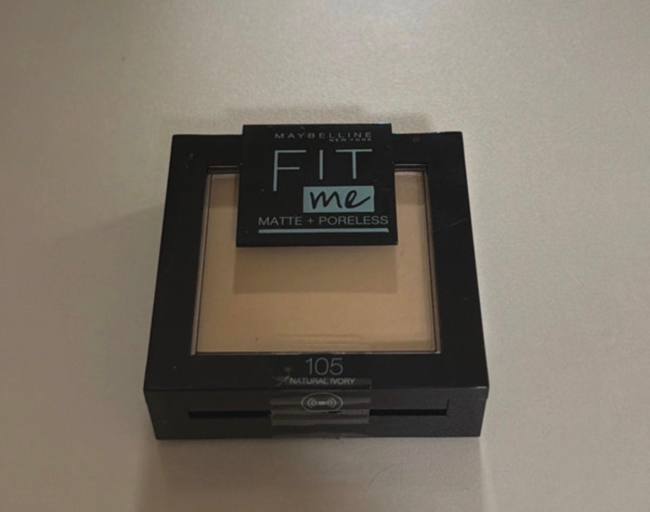 Maybelline Fit Me Matte + Poreless Poeder 105 Natural Ivory, Gehele gezicht, Beige, Nieuw, Ophalen of Verzenden