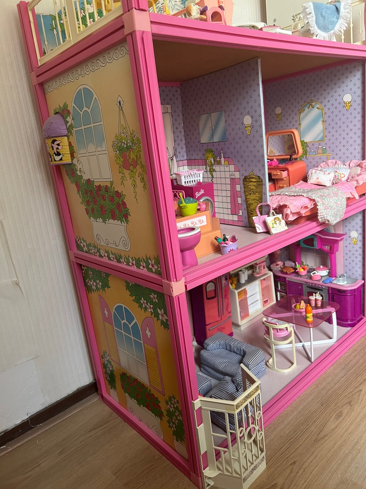 Vintage Barbie Poppenhuis met Meubels en Accessoires, Ophalen of Verzenden, Gebruikt, Poppenhuis