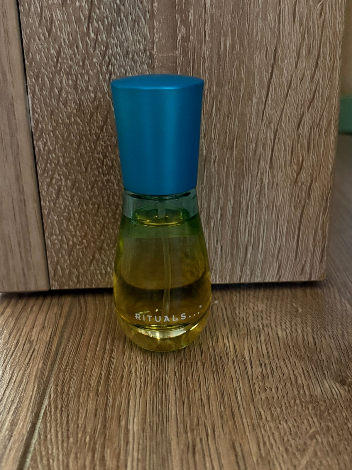 Rituals Seshen eau de parfum 15 ml, Verzamelen, Parfumverzamelingen, Ophalen, Zo goed als nieuw, Parfumfles