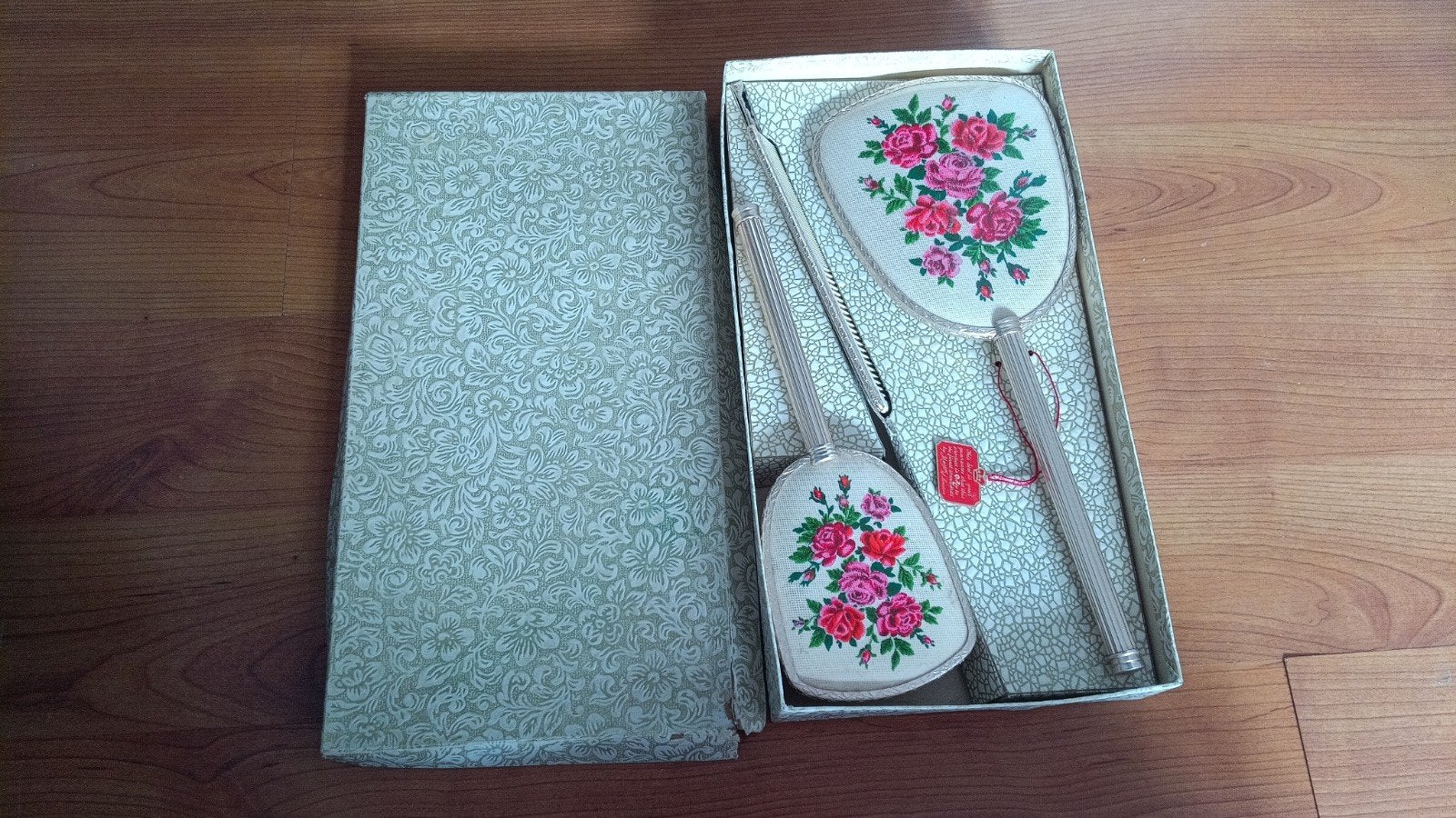Vintage kaptafelset met rozenmotief in originele doos, Antiek en Kunst, Ophalen of Verzenden
