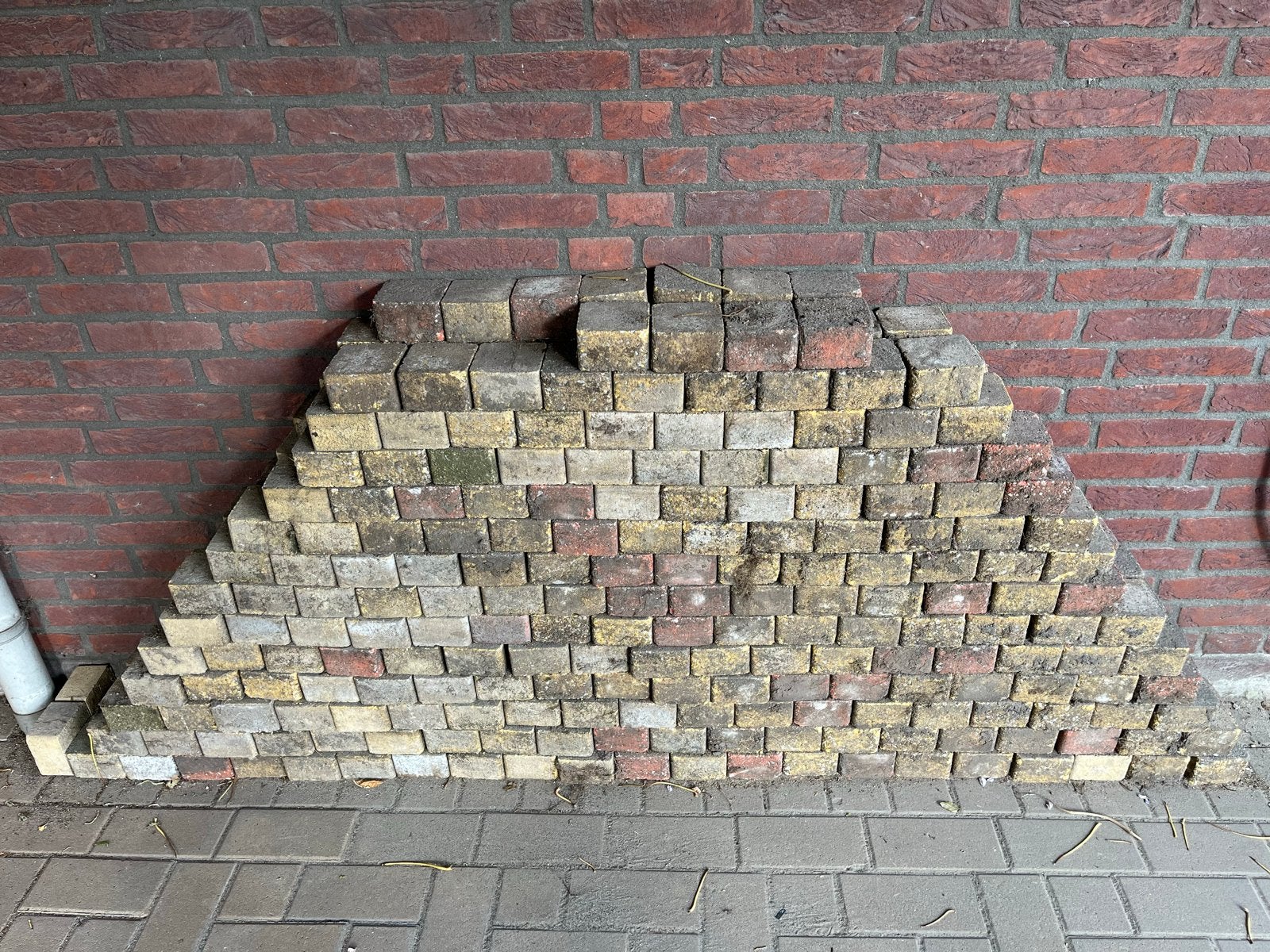 Gebruikte stenen 10x10x6cm, geel/rood, ca. 700 stuks, Ophalen, Gebruikt, Overige typen