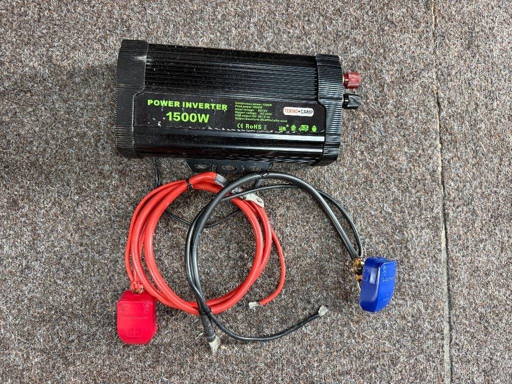 Omvormer Camper 1500 W Met Kabels, Ophalen of Verzenden, Zo goed als nieuw