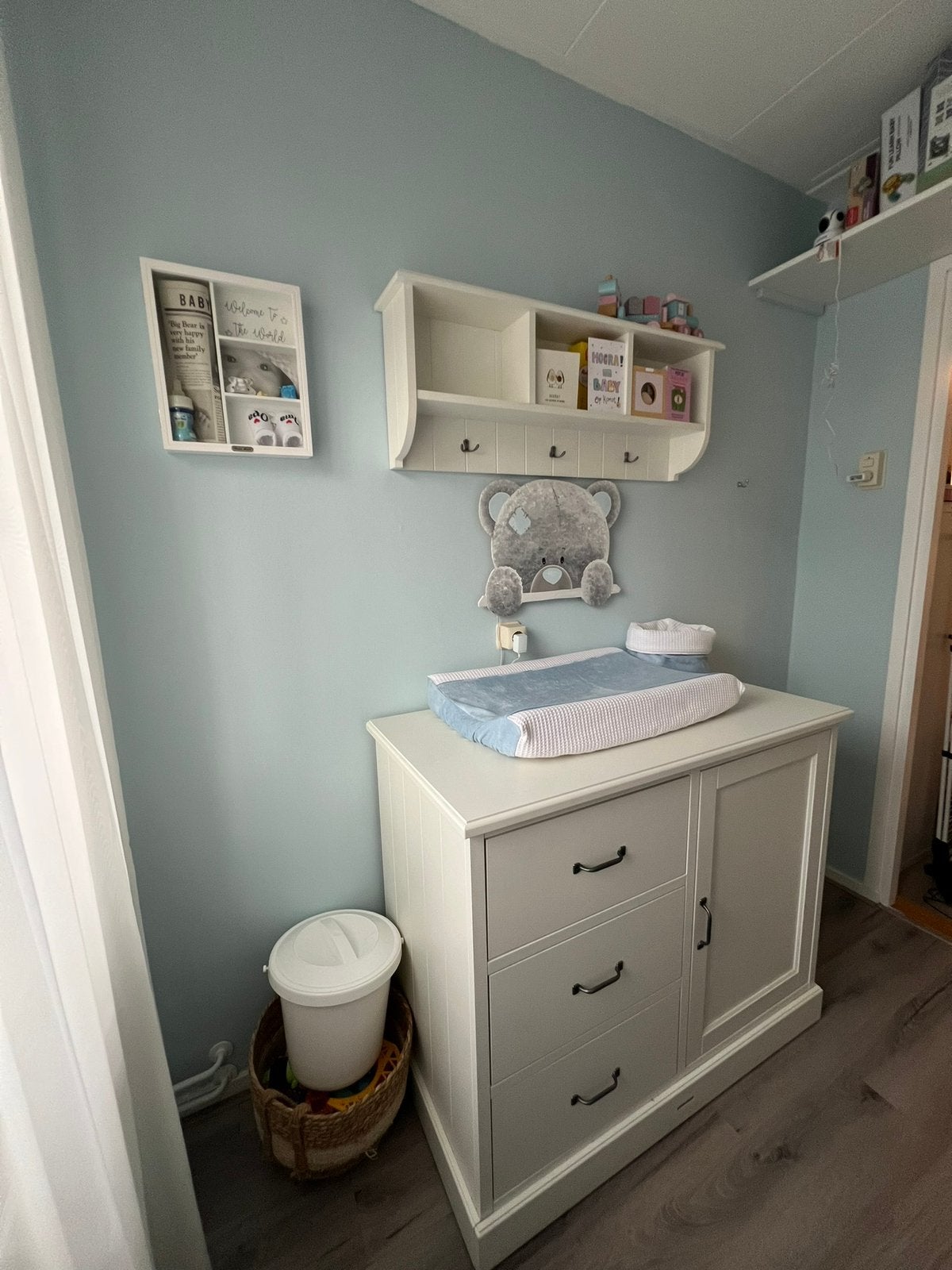 Kidsmill la premiere commode met wandplank, Ophalen, Zo goed als nieuw, Minder dan 140 cm, Minder dan 70 cm