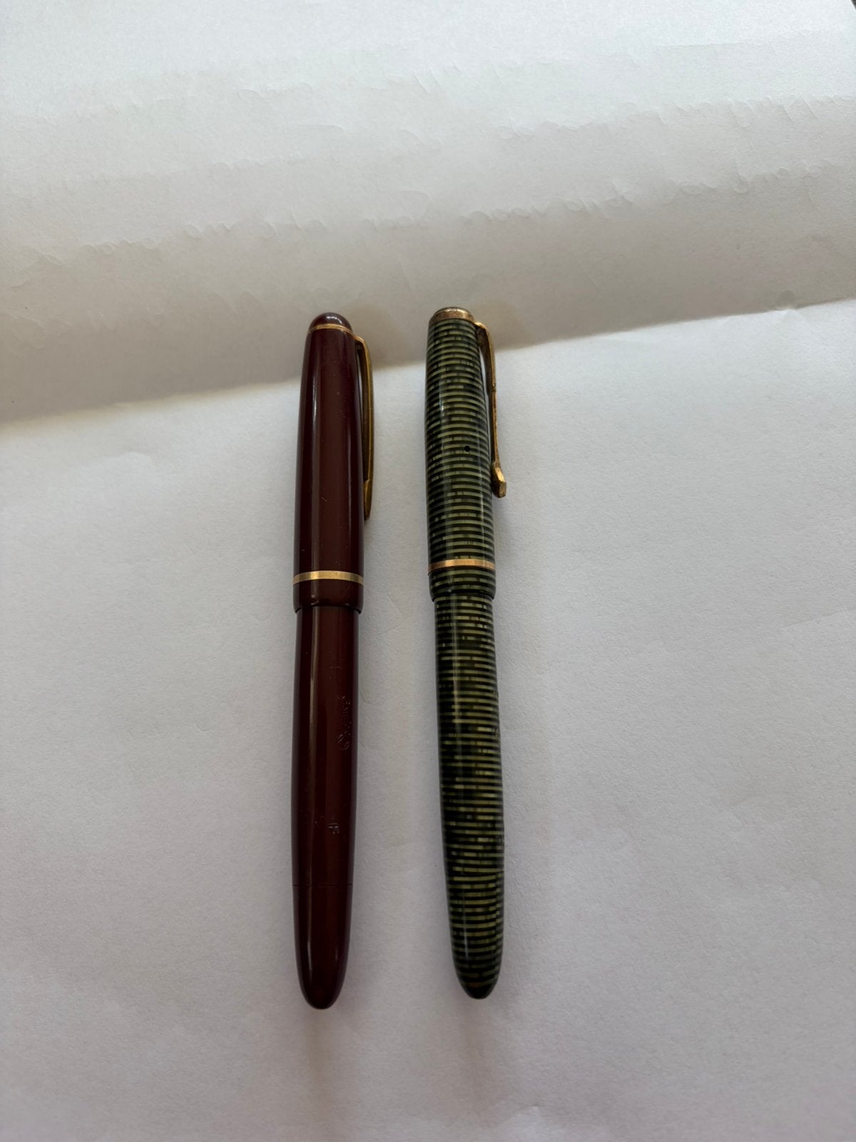 Osmia vulpen F777 en de F222, Verzamelen, Pennenverzamelingen, Ophalen of Verzenden, Zo goed als nieuw, Vulpen, Overige merken