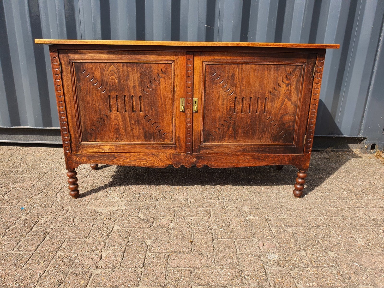 Antiek eiken dressoir met lades en deuren, Huis en Inrichting, Kasten | Dressoirs, Gebruikt, Met deur(en), 150 tot 200 cm, Eikenhout