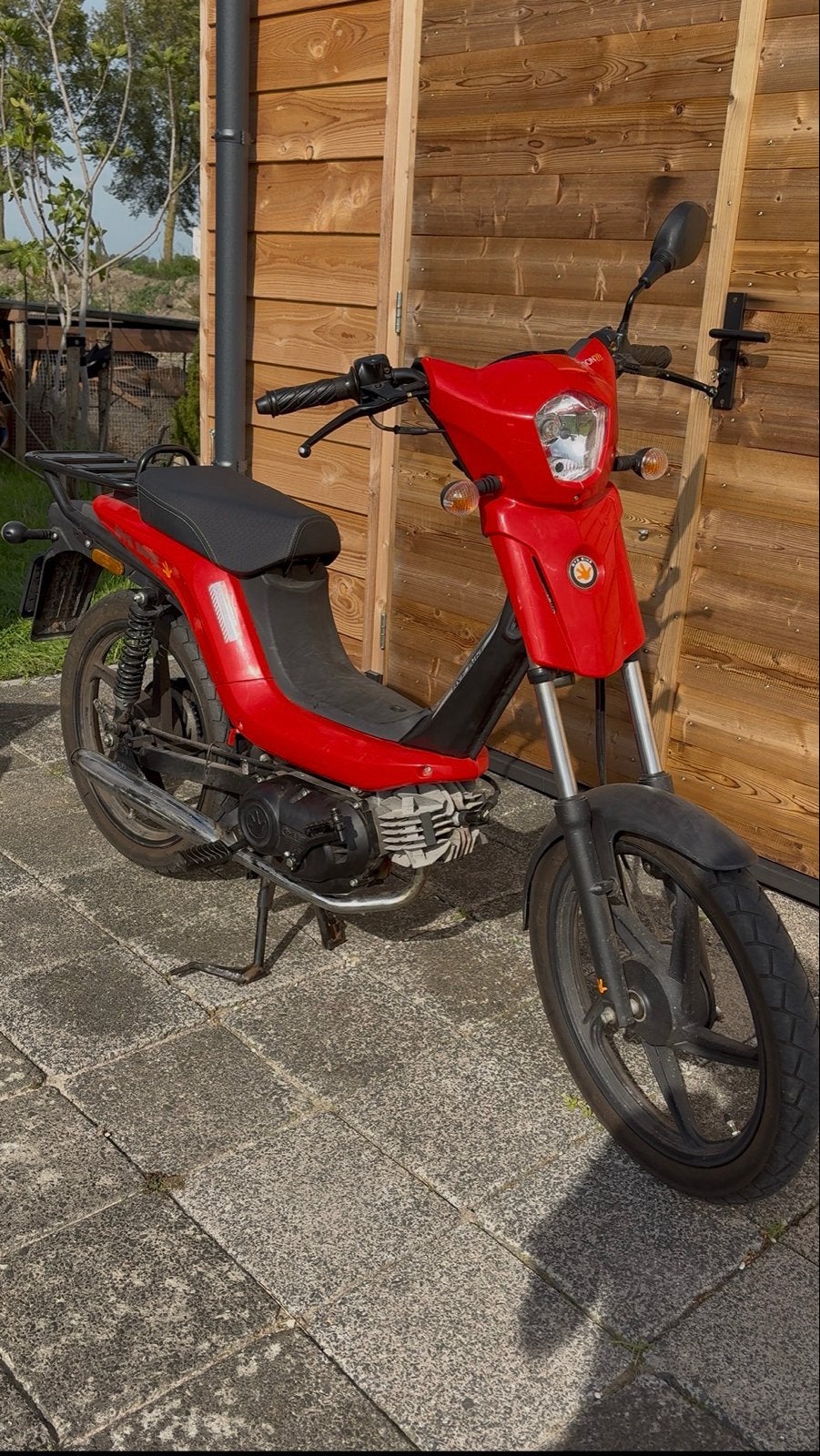 Bye Bike brommer met kentekenbewijs, sportuitlaat, 48 km/u, Ophalen, Gebruikt, Benzine, Overige merken