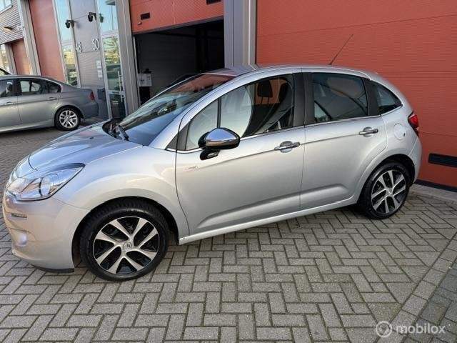 Citroen C3 1.2 PureTech Business 101.000 KM NAP-AIRCO-APK, Auto's, Voorwielaandrijving, Dealer onderhouden, Stof, Gebruikt