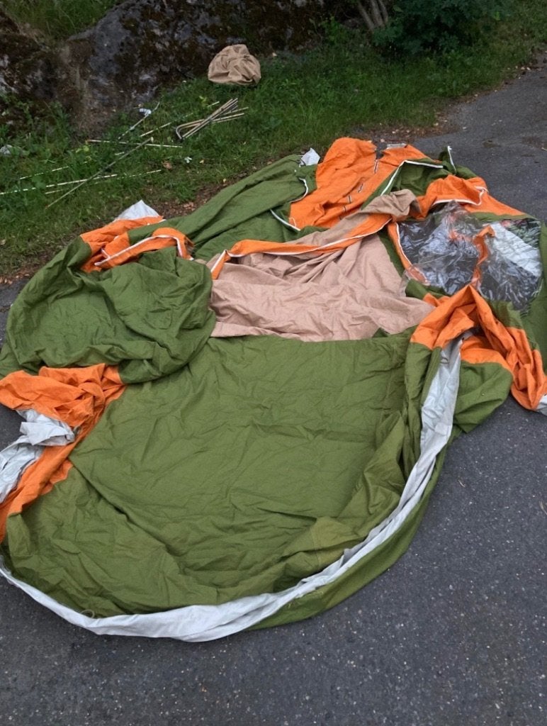 GEZOCHT: incomplete en/of oude tenten, Ophalen, Gebruikt
