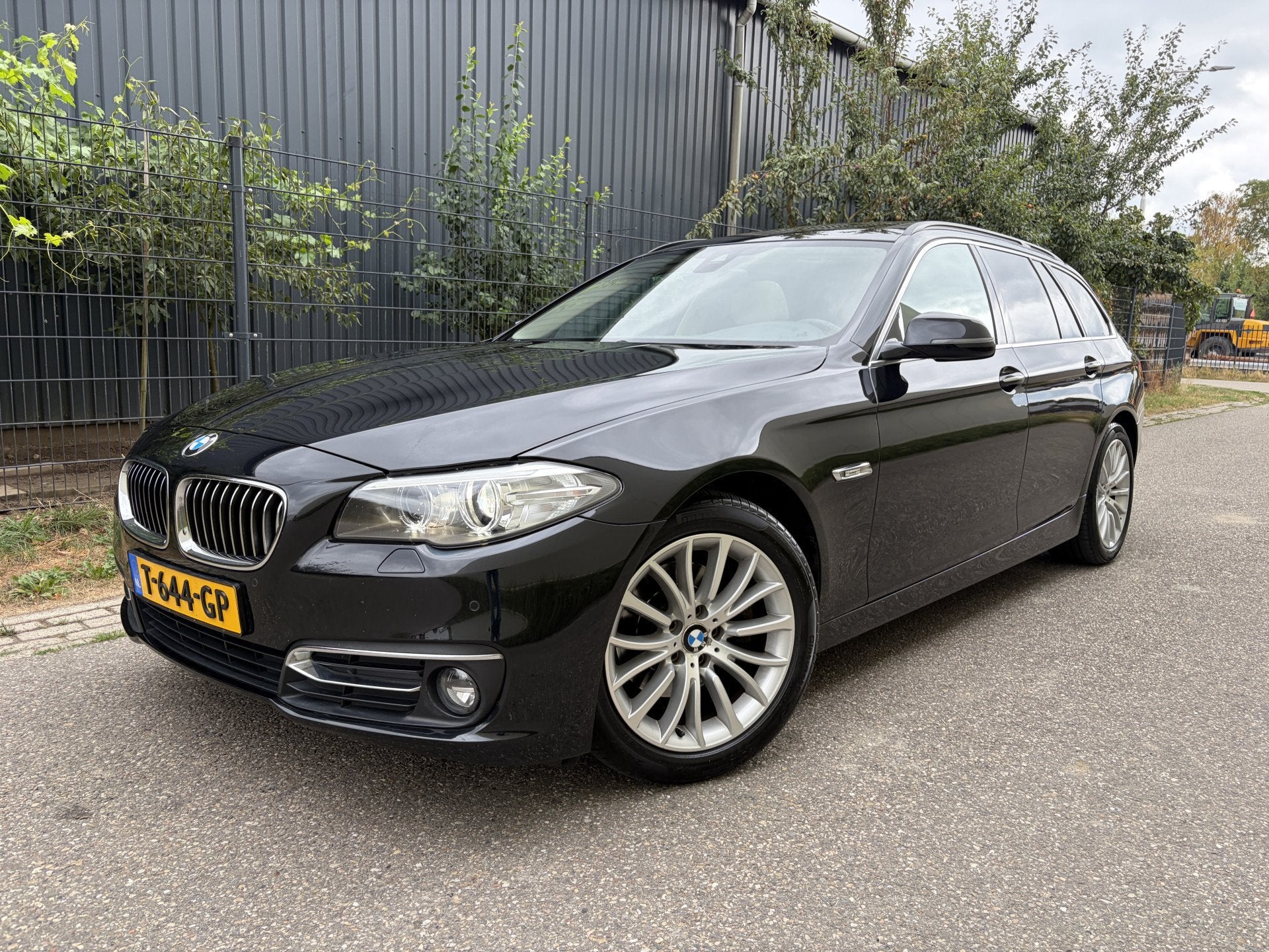 BMW 5 Serie Touring 520i High Executive / AUTOMAAT / LEER /