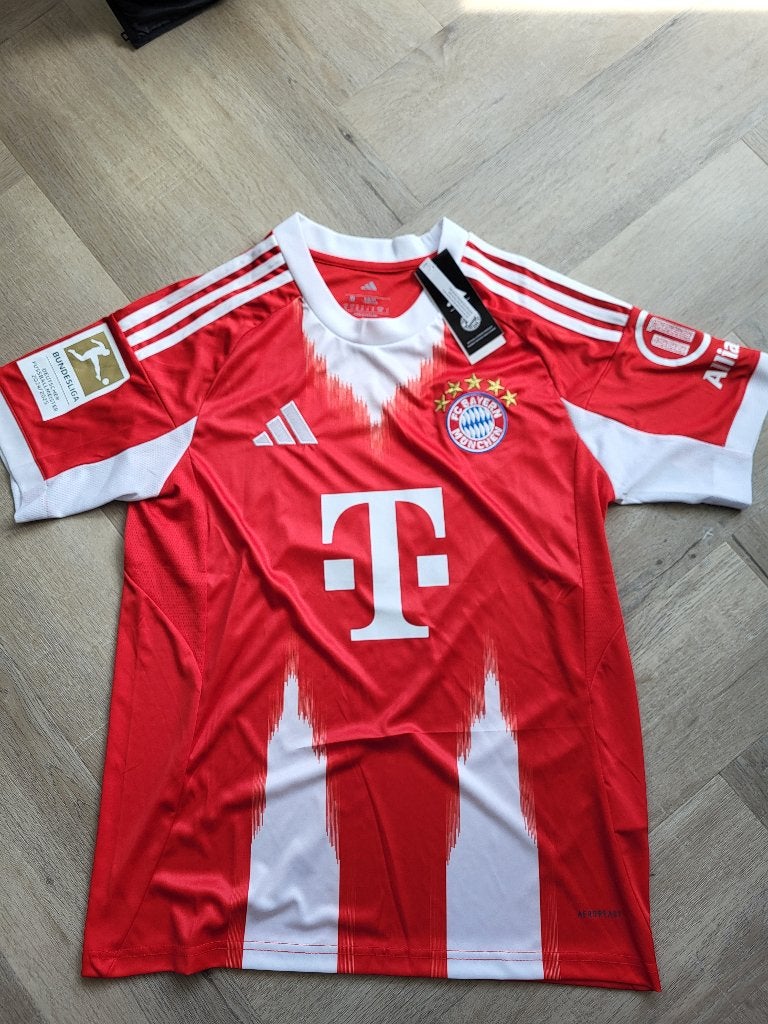 Bayern munchen, Maat M, Ophalen of Verzenden, Nieuw, Shirt