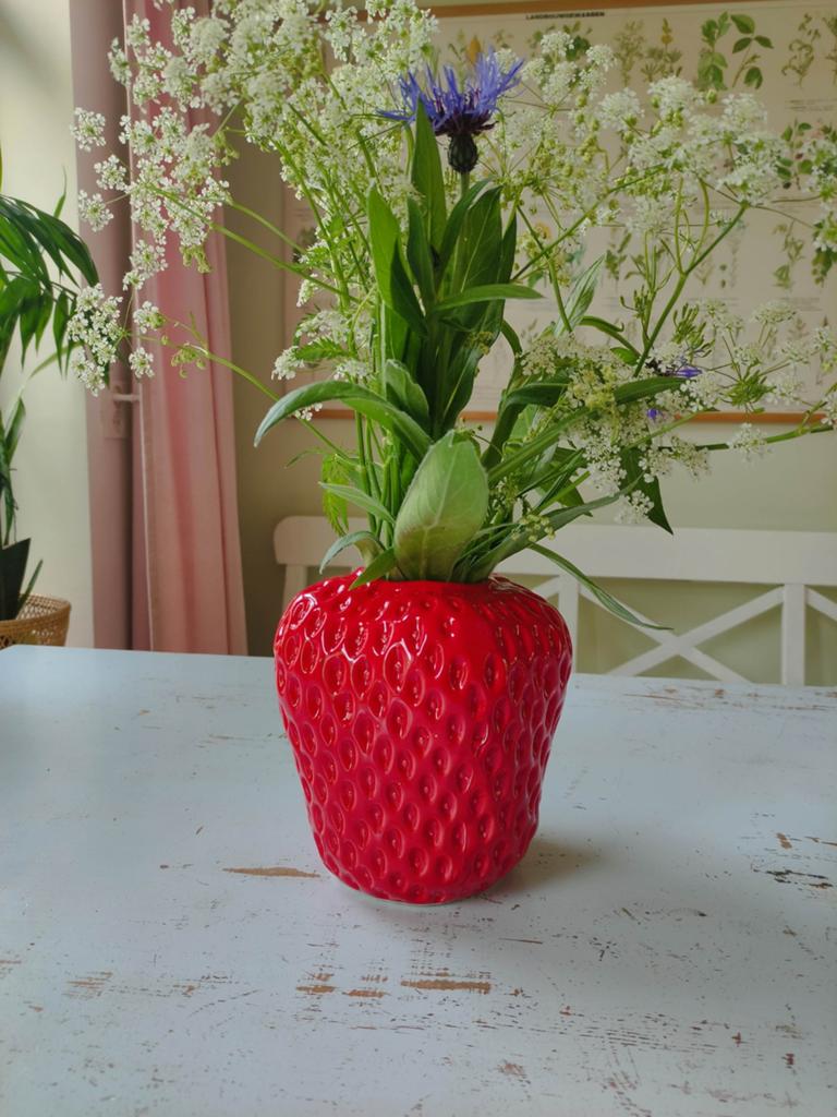 aardbeien vaas aardbei roos rode pot vaas, Tuin en Terras, Bloempotten, Ophalen, Rond, Zo goed als nieuw, Aardewerk
