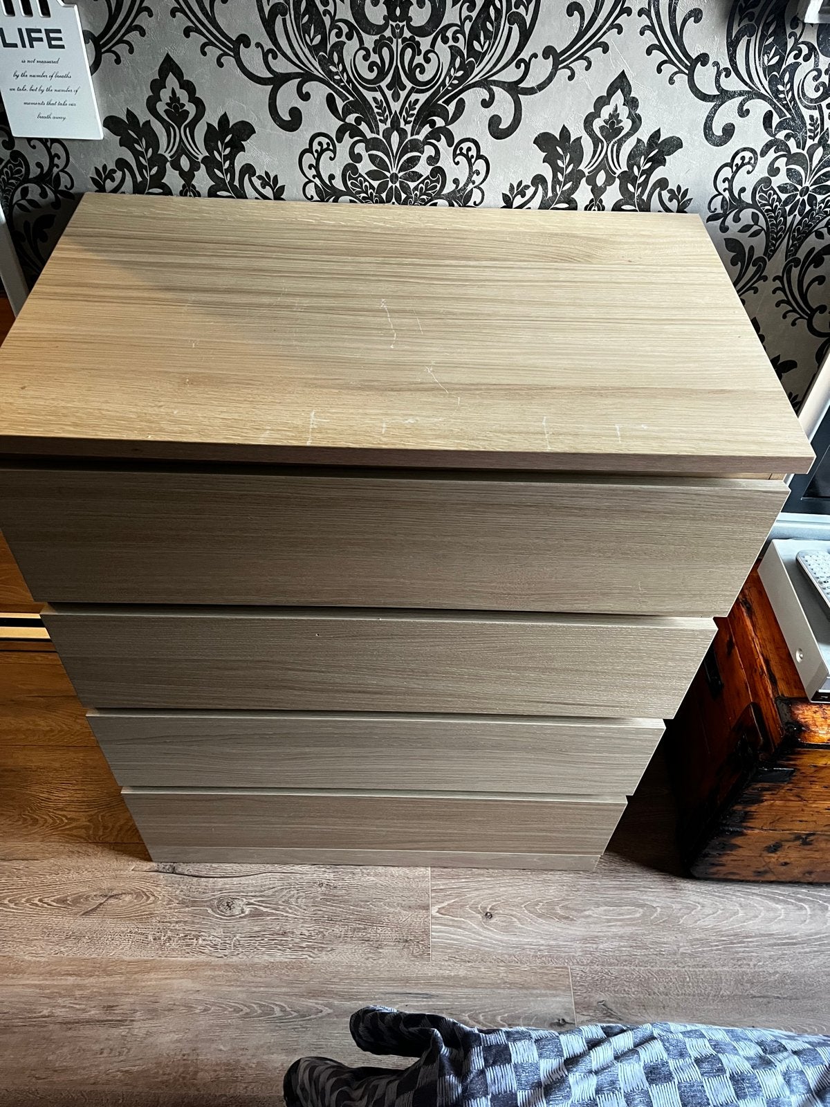 Ikea Malm ladekast eikenhout vinyl met 4 lades, Huis en Inrichting, Kasten | Ladekasten, Ophalen, Gebruikt, 100 tot 150 cm, 50 tot 100 cm