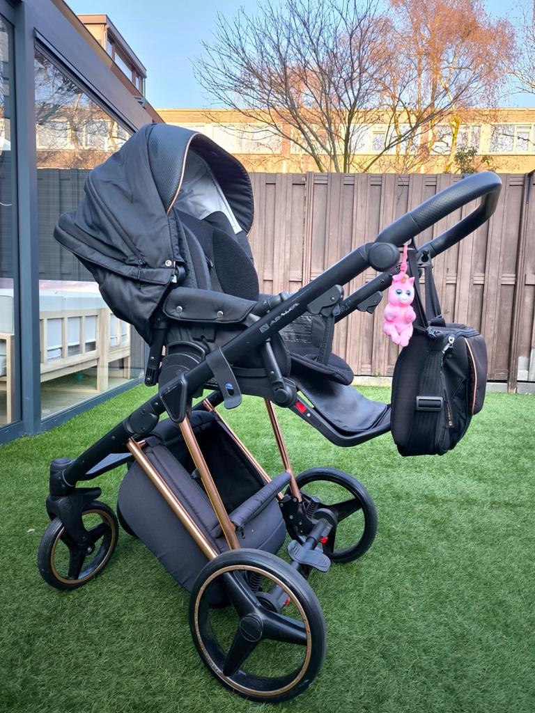 Adamex Combiwagen - Zwart met Roségoud, Kinderen en Baby's, Kinderwagens en Combinaties, Zo goed als nieuw, Combiwagen, Overige merken