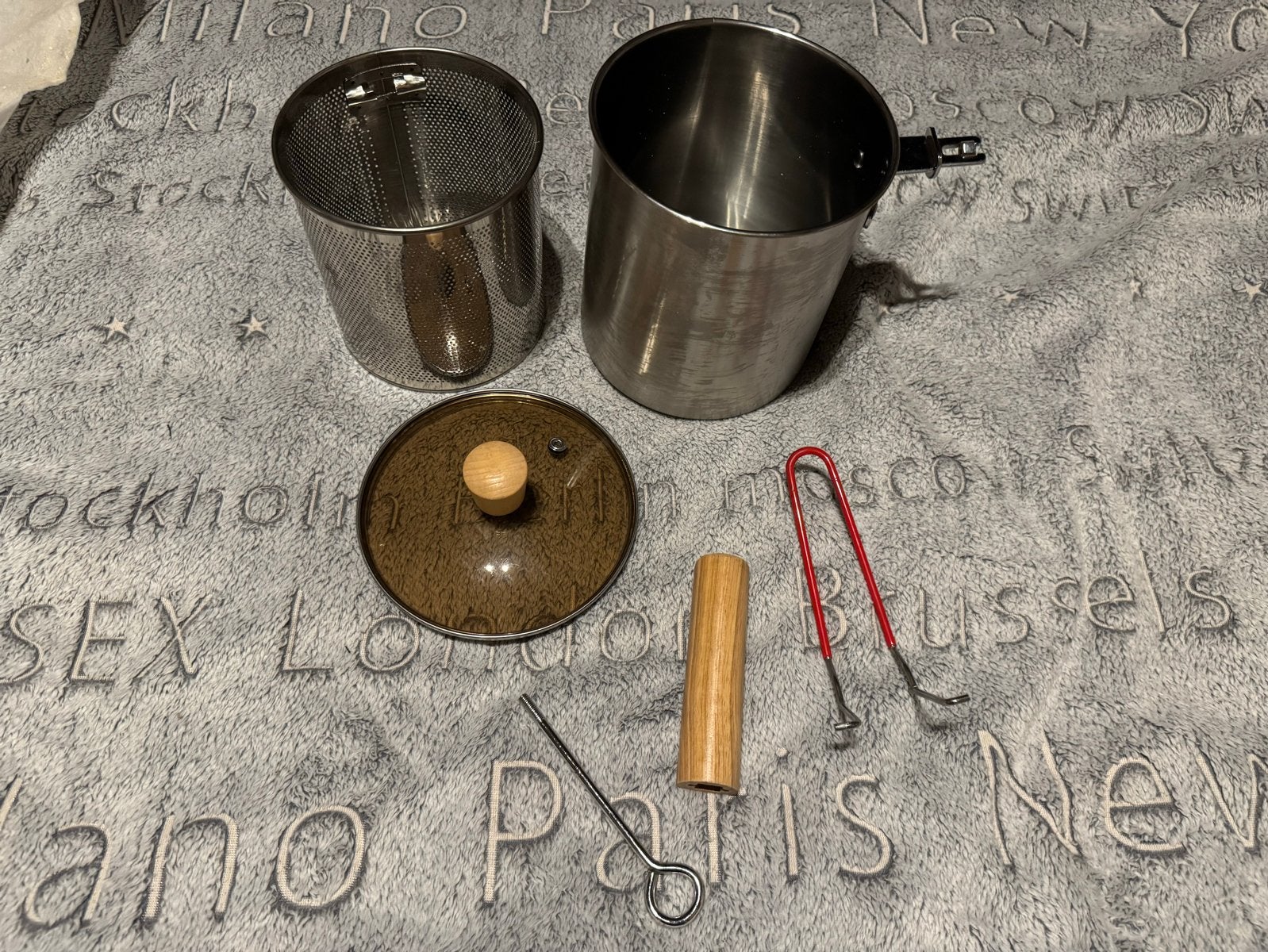 Handige vispan met deksel en accessoires, Gebruikt, Met deksel, Overige typen, Ophalen of Verzenden